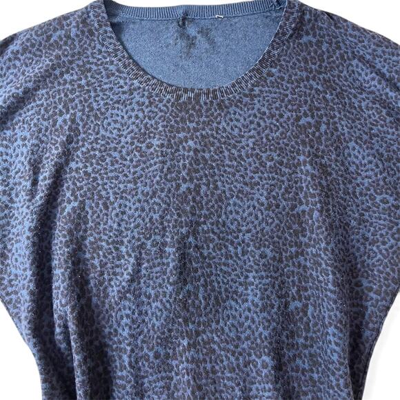 DKNY leopard print 3/4th sleeve leopard print navy batwing style sweater size S - Picture 6 of 8